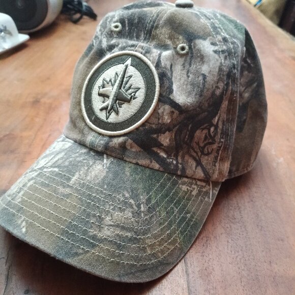 NHL Winnipeg Jets x Realtree Hat - Picture 1 of 7